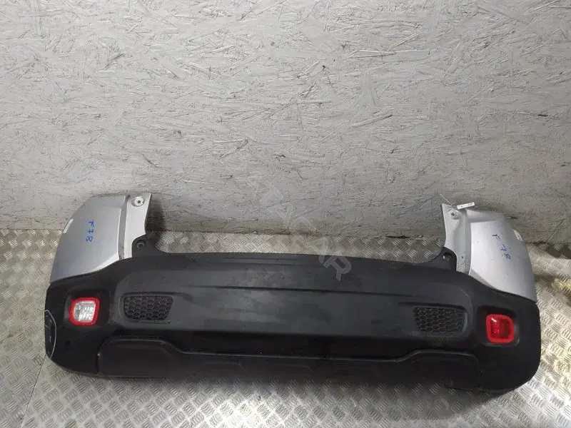 Задний бампер 10369829