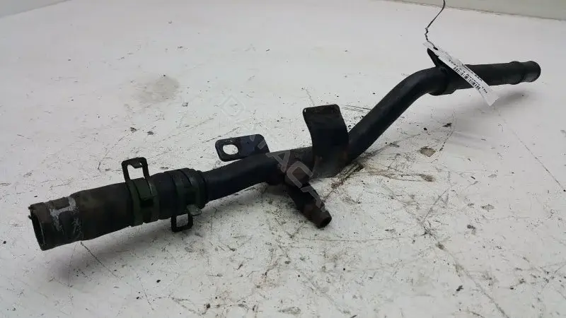 Патрубки системы охлаждения 074121065AH