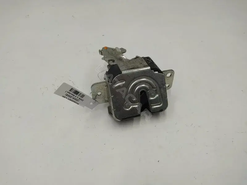 Замок крышки багажника MR959190