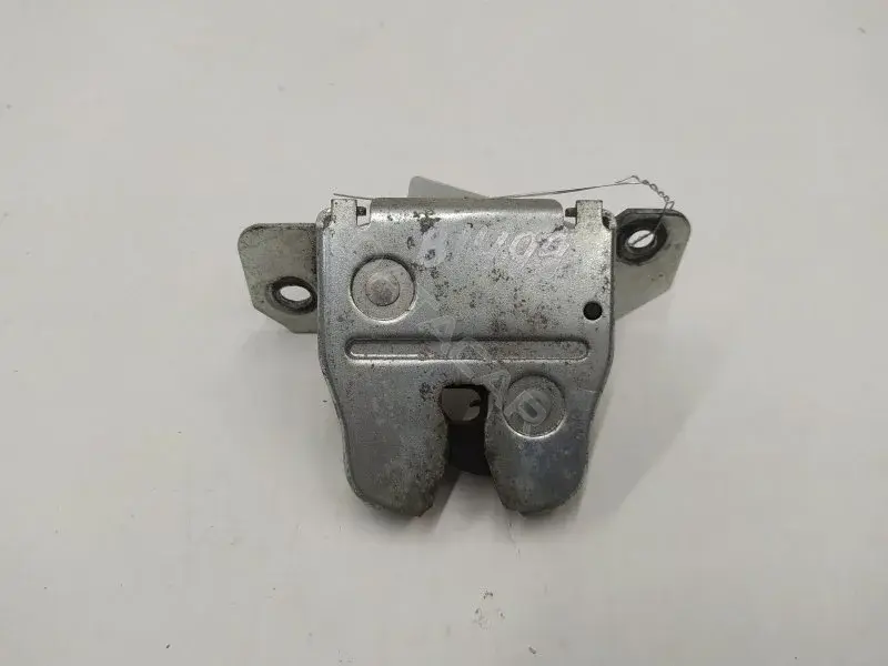 Замок крышки багажника A1687400236