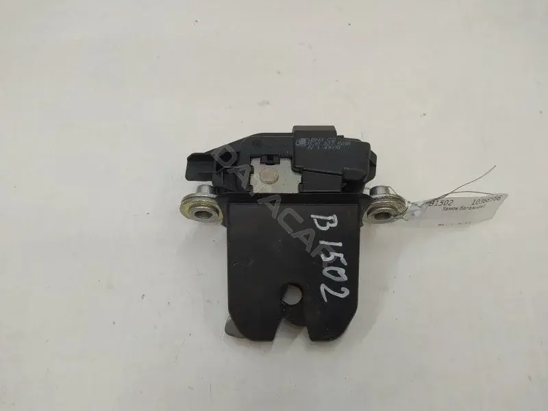 Замок крышки багажника 5J0827501B