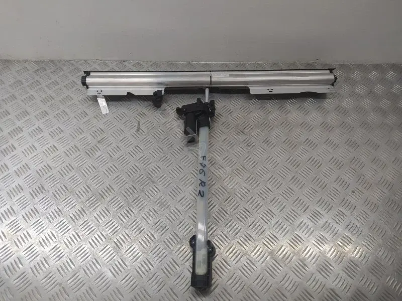 Шторка двери 4H4861334