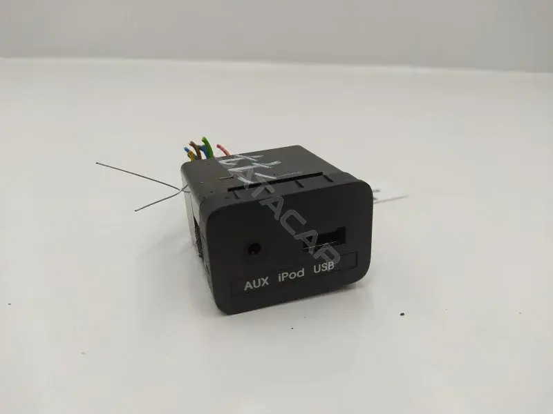 Блок управления USB 961103W500
