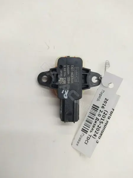 Датчик удара F2GT14C676AA