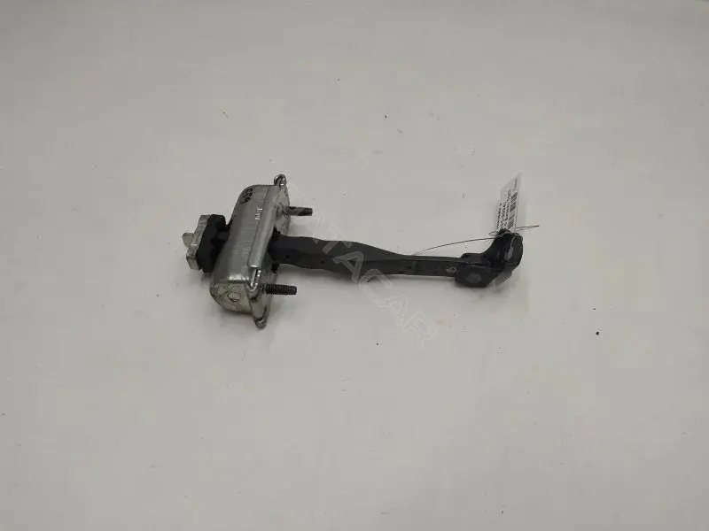 Ограничитель двери DS73F27200AD