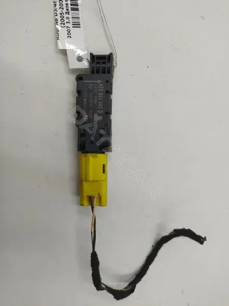 Датчик удара 4B0959643D