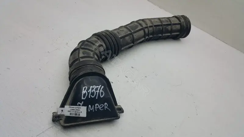 Патрубок воздушный 10366577
