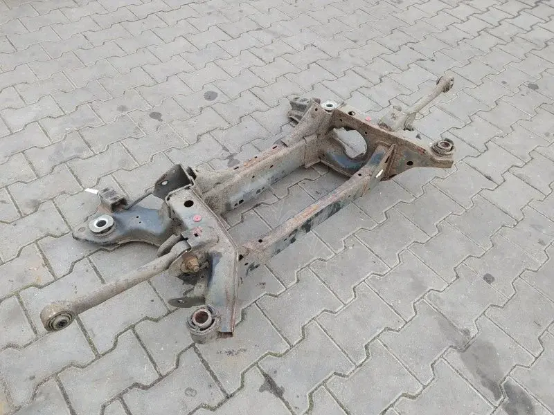 Балка подвески 10366404