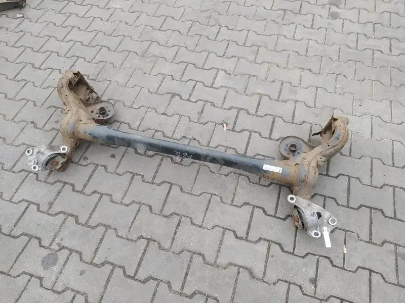Балка подвески 10365792