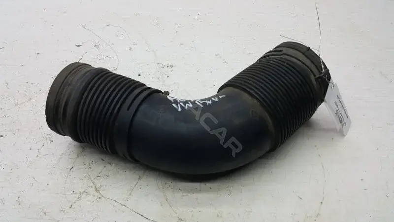 Патрубок воздушный 1J0129684B