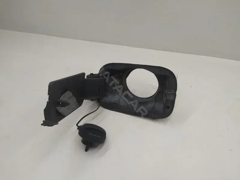 Крышка лючка топливного бака 4L0809857