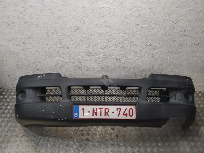 Передний бампер LS130400901