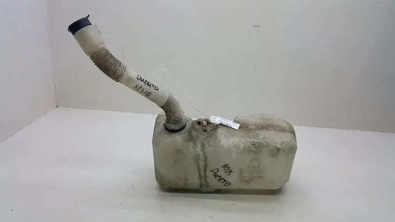 Бачок омывателя 10364095