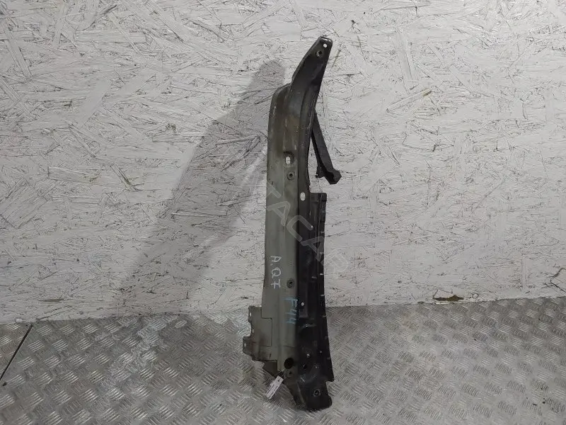 Кронштейн крыла 4L0805176