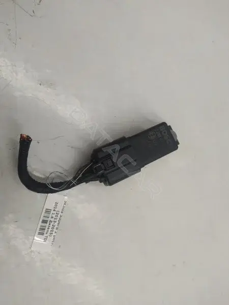Реле свечей накала 038907281d
