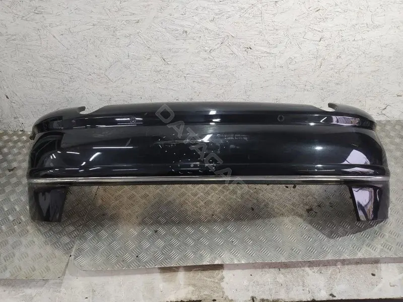 Задний бампер 10361922