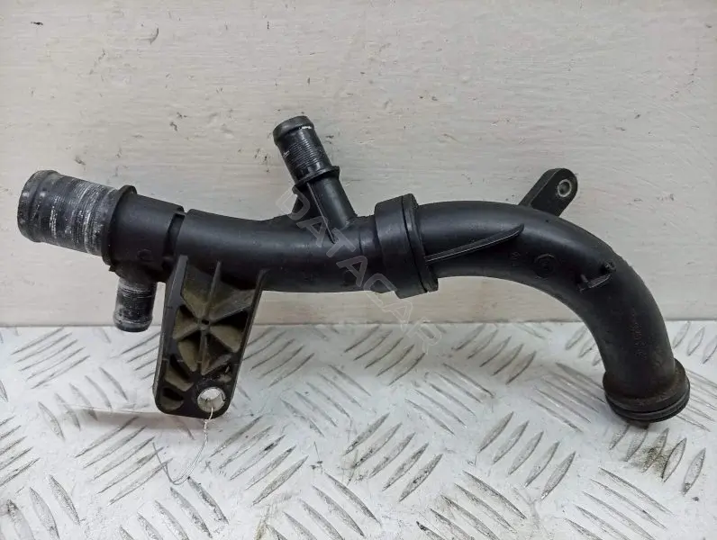 Патрубки системы охлаждения 8200562840D