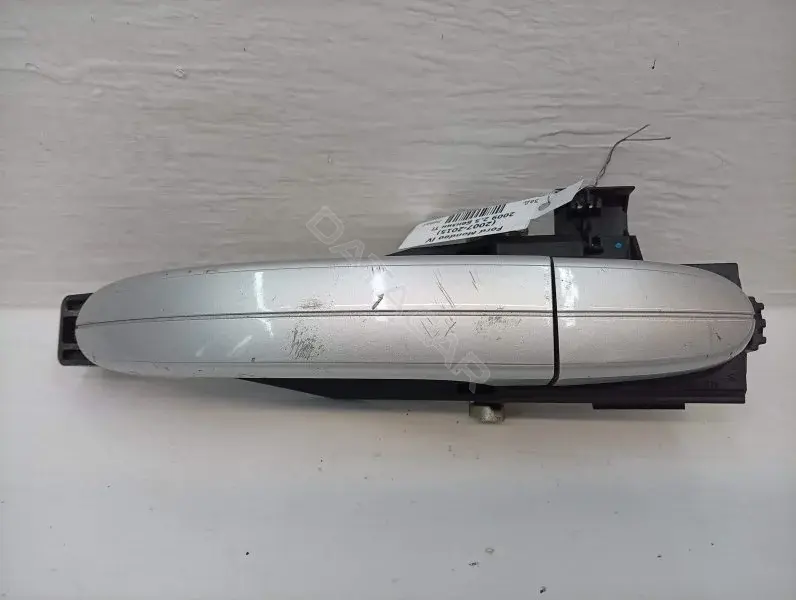 Ручка двери 6M21U266B22
