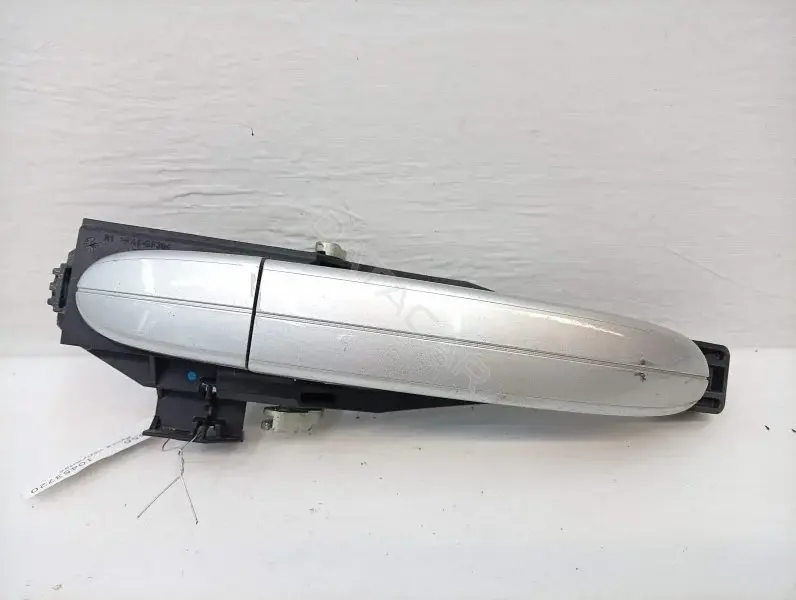 Ручка двери 6M21U224A36A