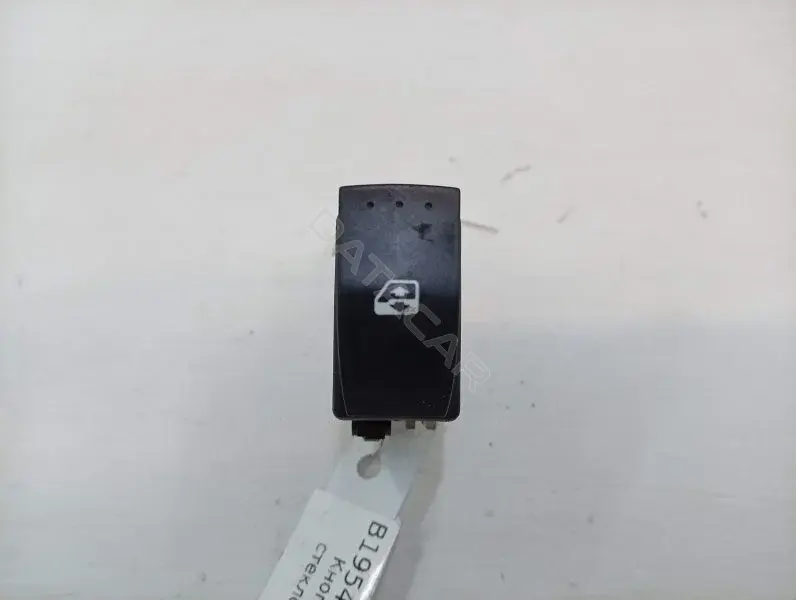 Кнопка стеклоподъемника 060046B