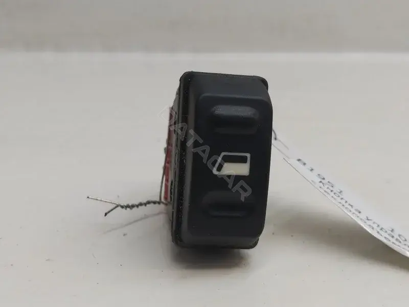 Кнопка стеклоподъемника 10436733