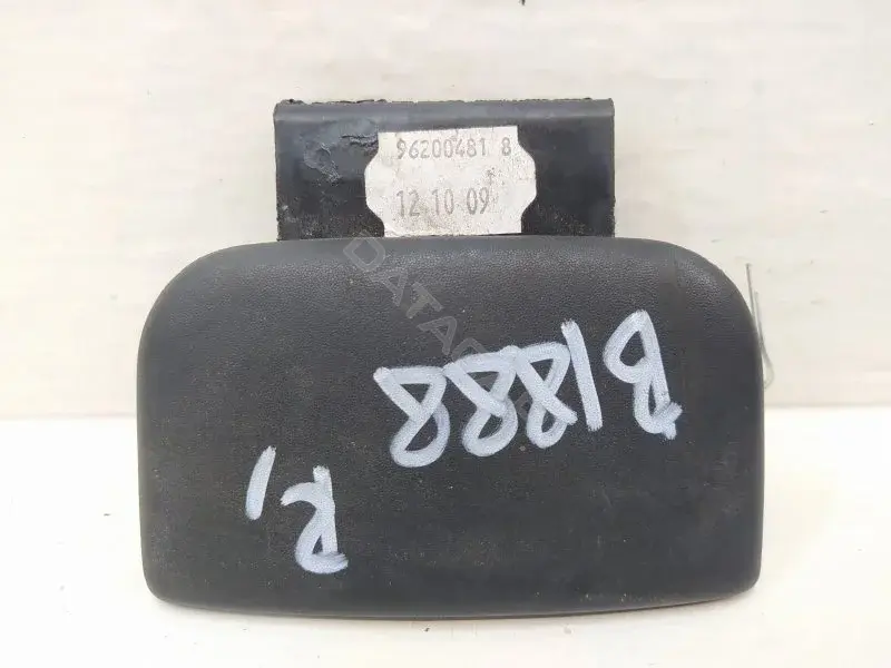 Ручка двери 96200481
