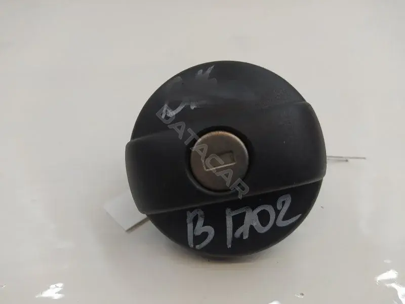 Крышка топливного бака 10424211