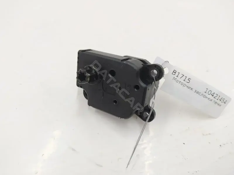 Мотор заслонки печки AV6N19E616AA