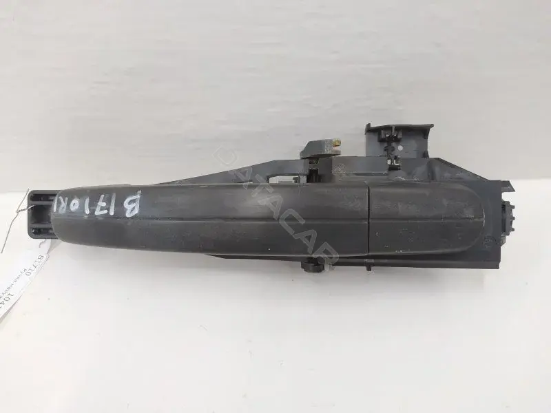 Ручка двери 3M51R224A37AD