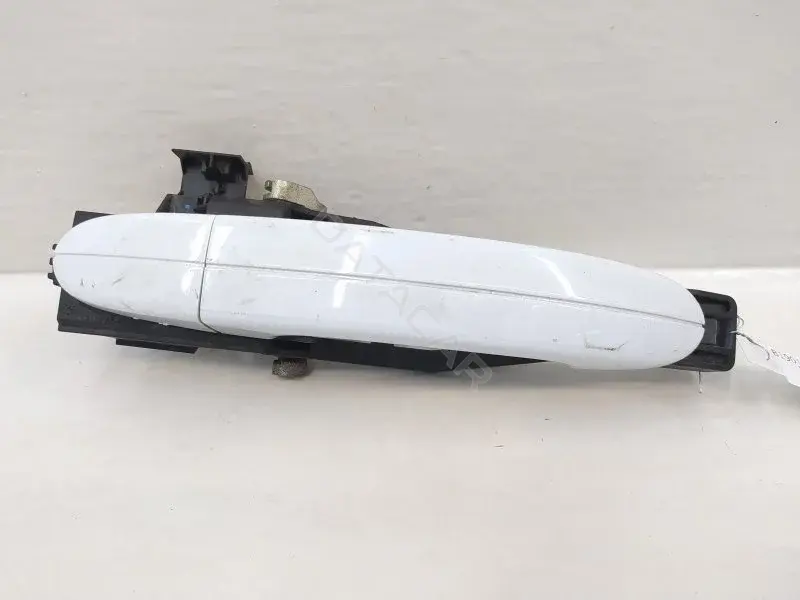 Ручка двери 6M21U266B23AF
