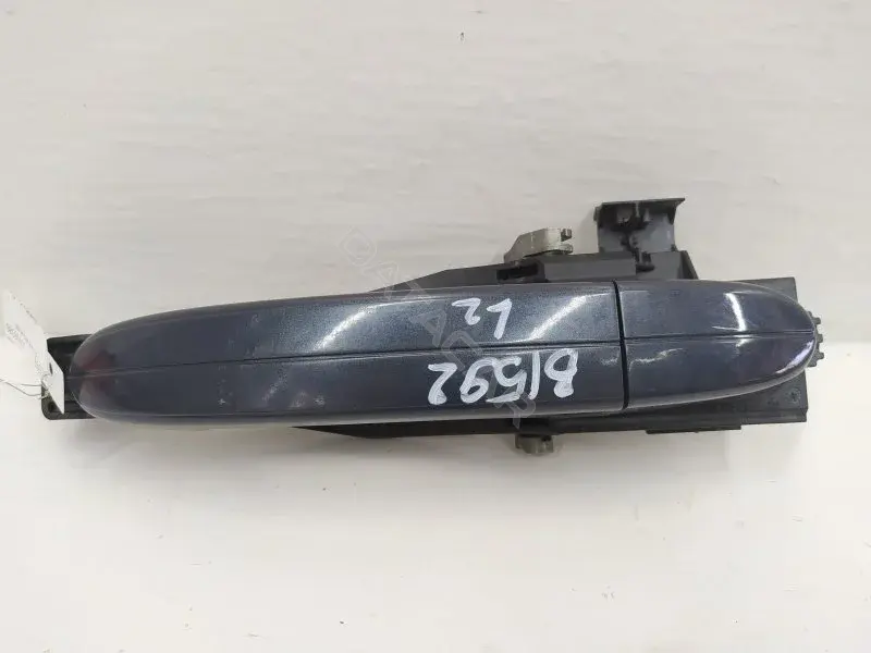 Ручка двери 6M21U266B22AG