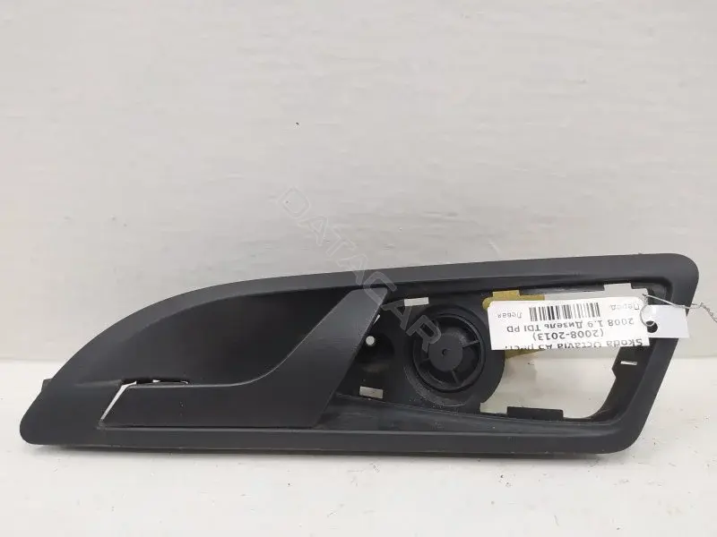Ручка двери 1Z0837247