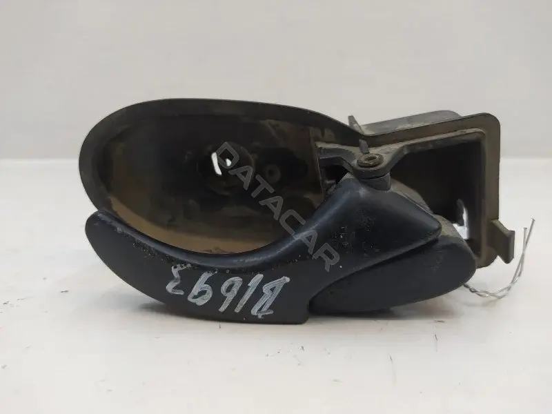 Ручка двери YC15V22600AB