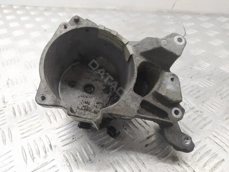 Кронштейн топливного фильтра AV6Q9180AE