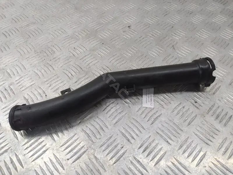 Патрубки системы охлаждения V758971380