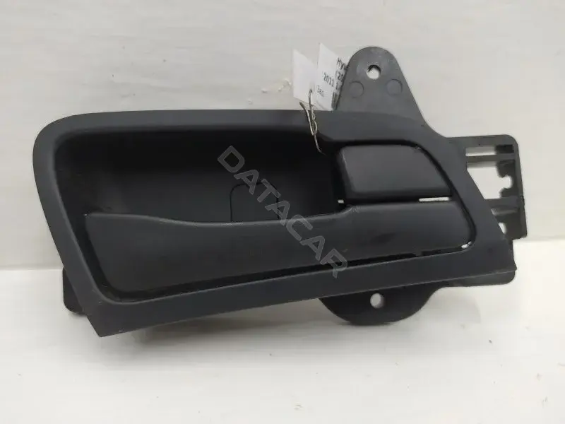 Ручка двери 82623FD000