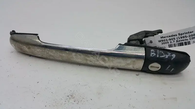 Ручка двери 10391753