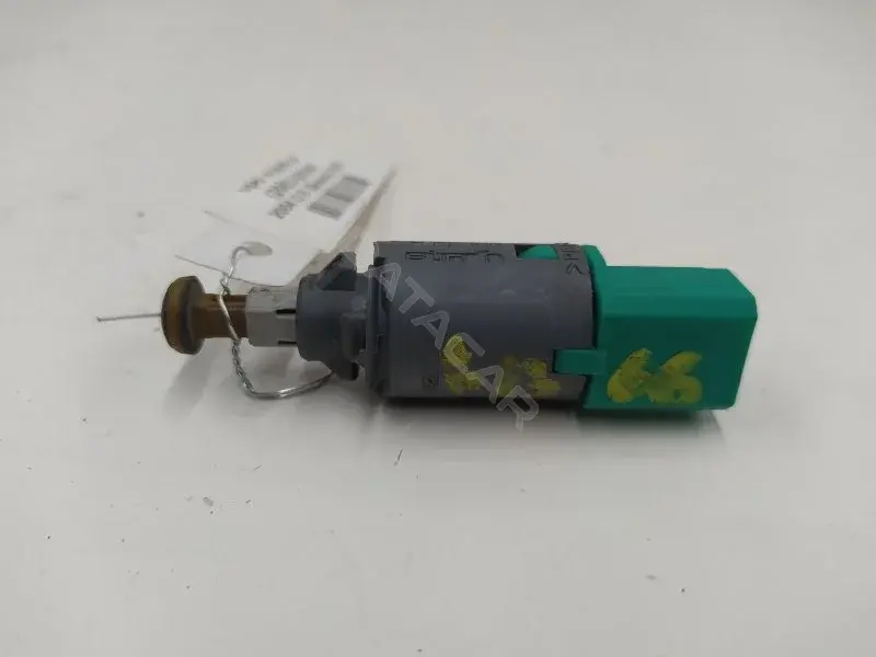Датчик стоп сигнала 8200168240B