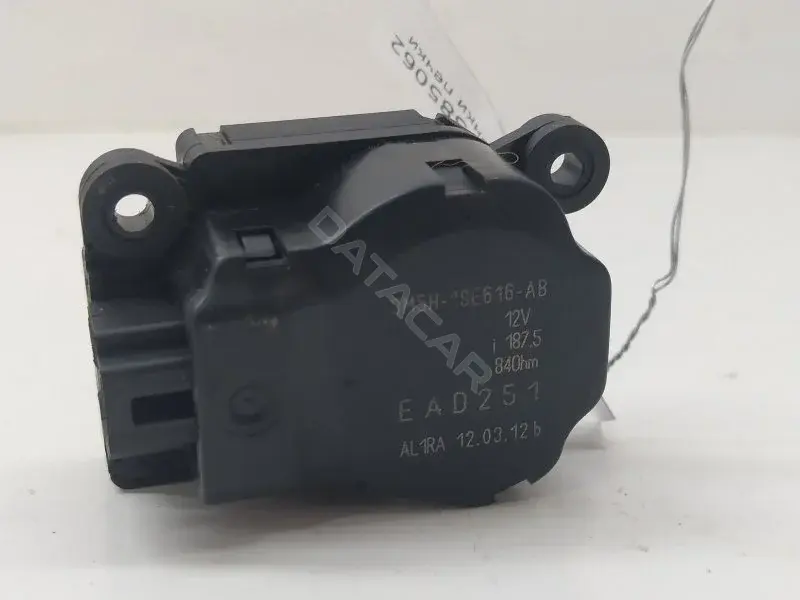 Мотор заслонки печки 3M5H19E616AB