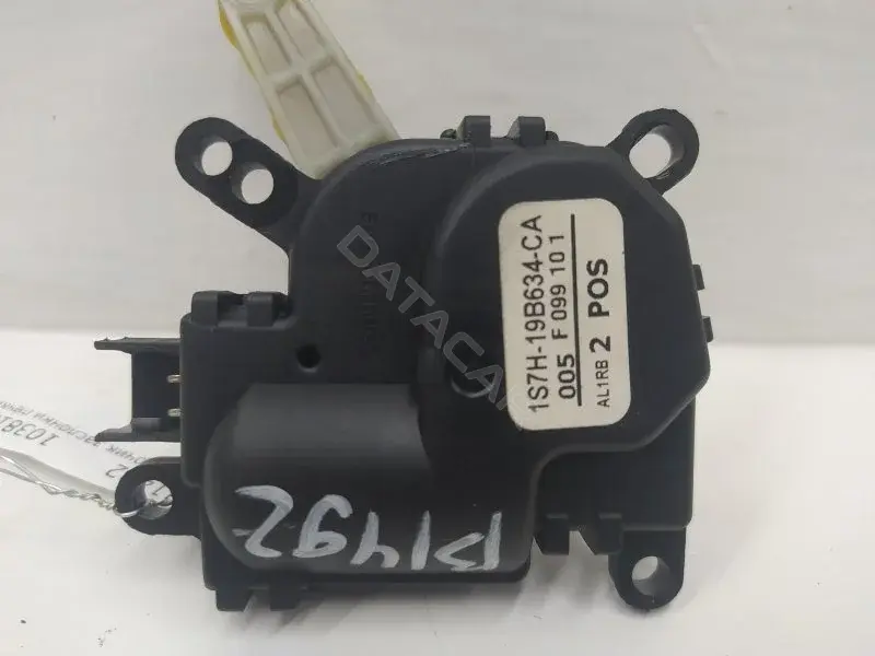 Мотор заслонки печки 1S7H19B634CA