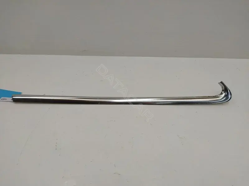 Молдинг двери 8K9853345L