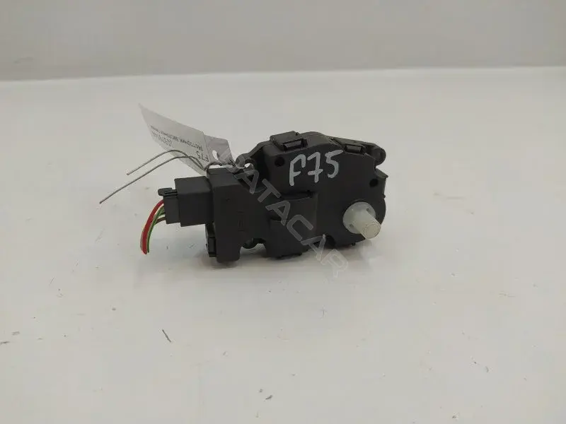 Мотор заслонки печки K9749007