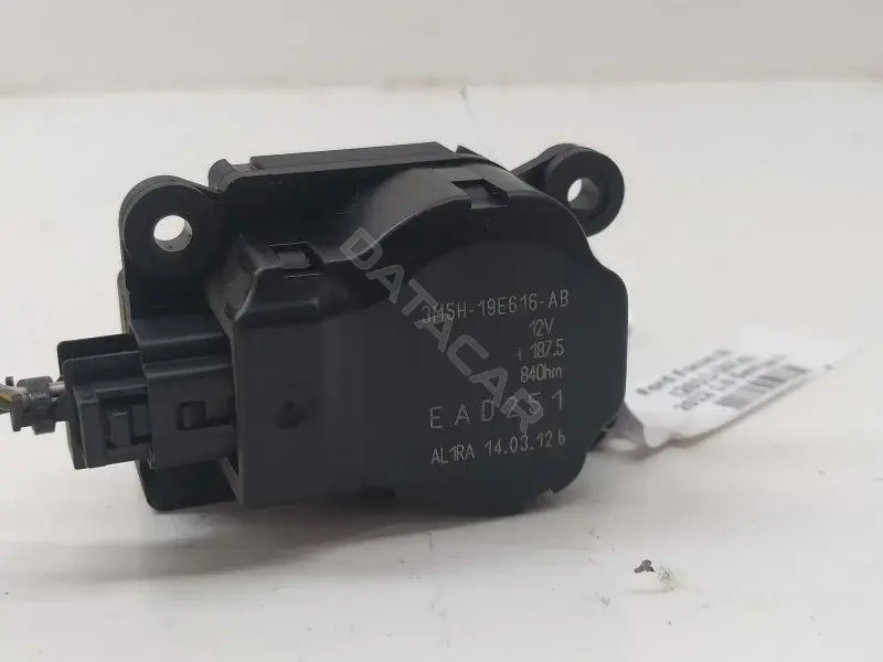 Мотор заслонки печки 3M5H19E616AB