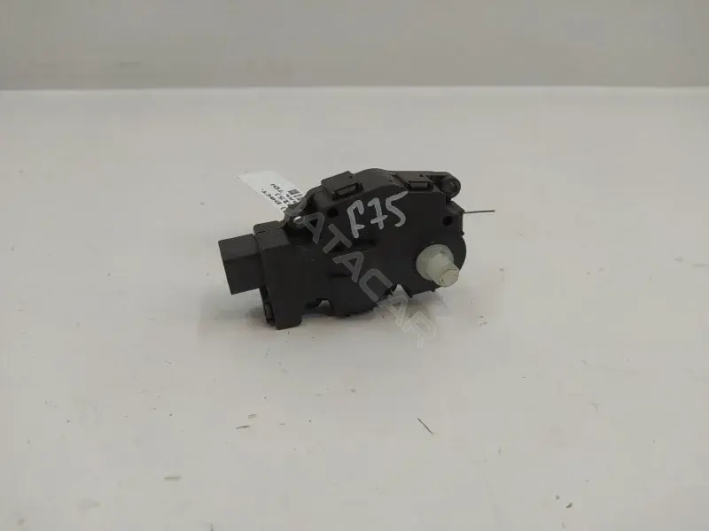 Мотор заслонки печки K9749007