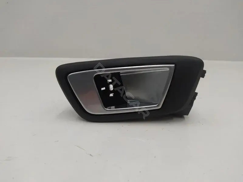 Ручка двери 8A61A22600CEW