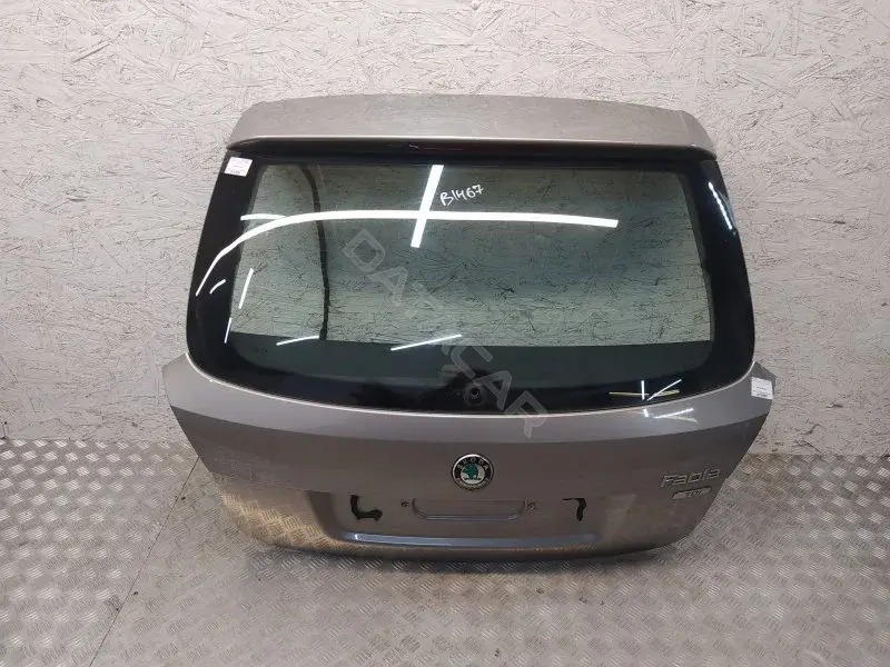 Крышка багажника 10374157