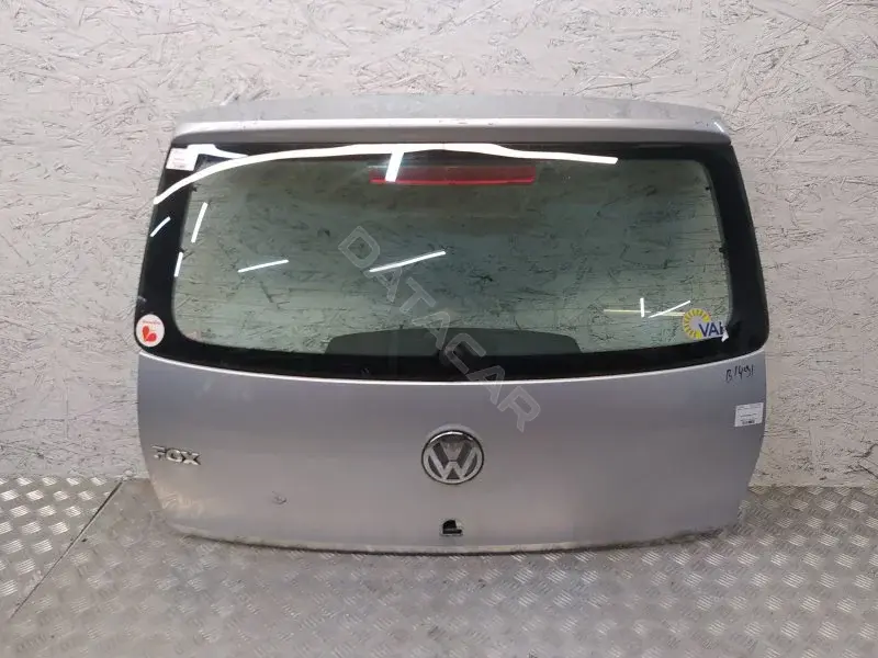 Крышка багажника 10372077