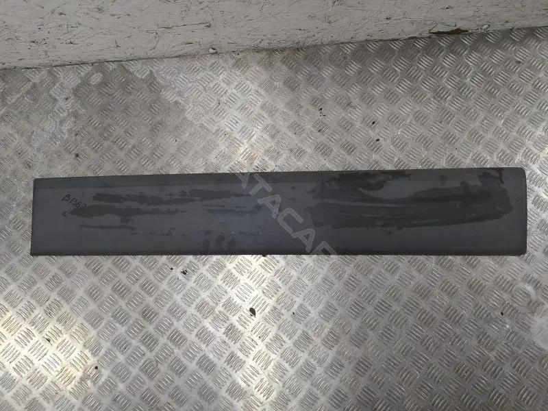 Молдинг двери 8200036093