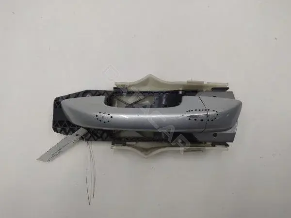 Ручка двери 3T0837885E