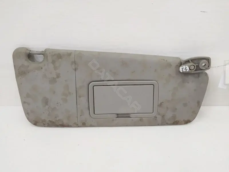 Козырек солнцезащитный 10360059